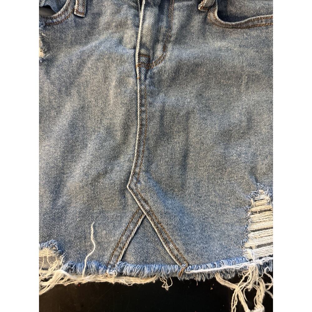 Mossimo Distressed Denim Mini Skirt β Y2K Target Find - Picture 2 of 6